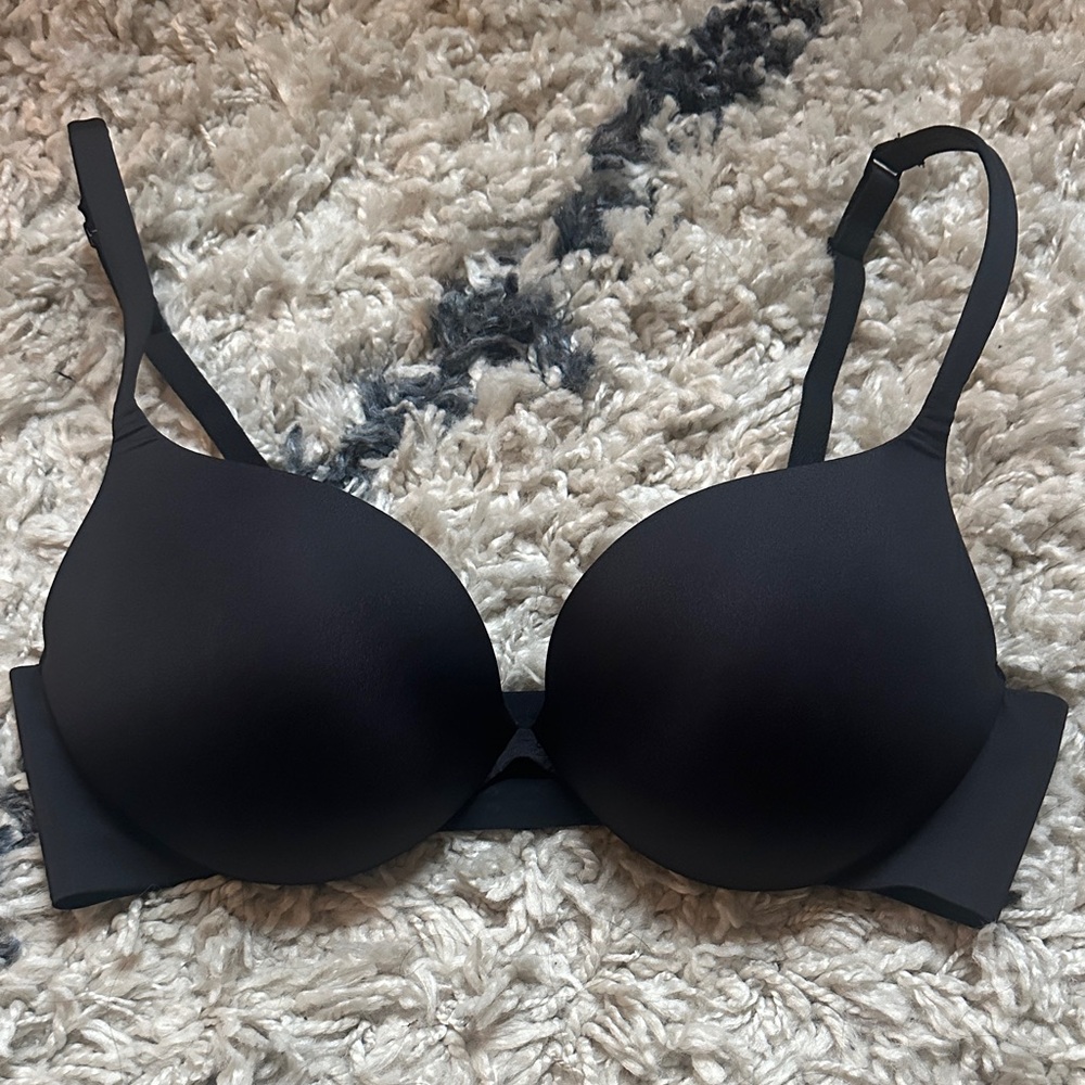 Skims ultimate push up bra size 36C